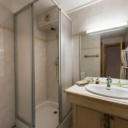 3 Au Coeur De 1850 Κουρσεβέλ